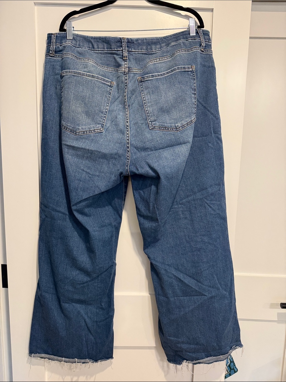 Kut from the Kloth Meg High Rise Fab Ab Wide Leg Raw Hem - Picture 5 of 7